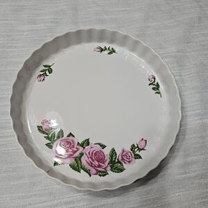 Christineholm Floral Ceramic Pie Dish with Pink Roses
